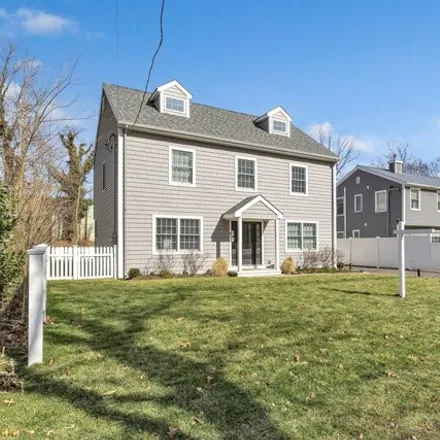 Buy this 4 bed house on 31 Maple Street in Noroton, Darien