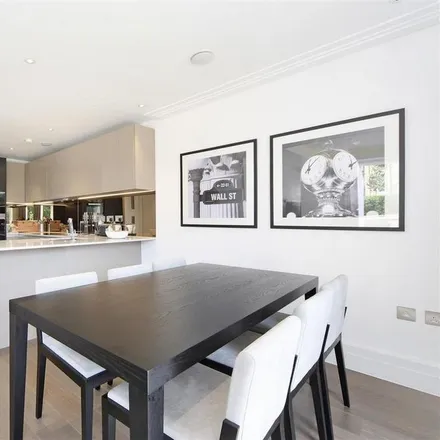 Image 4 - Hillyard Place, Cottenham Park, London, SW20 0NZ, United Kingdom - Apartment for rent