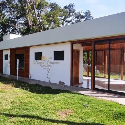 Buy this 4 bed house on Rua Tenente Luís Meireles in Jardim Europa, Teresópolis - RJ