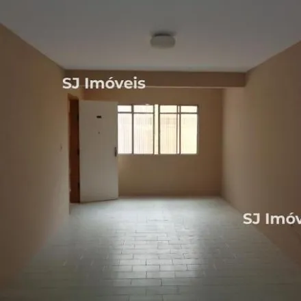 Rent this 3 bed apartment on Rua Marieta Teixeira Mendes in Pimenta, Crato - CE