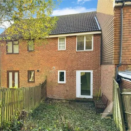 Image 7 - Sandy CLose, Hastings, TN37 7LB, United Kingdom - Townhouse for sale