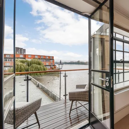 Rent this 3 bed apartment on Palace Wharf in 6-23 Rainville Road, London