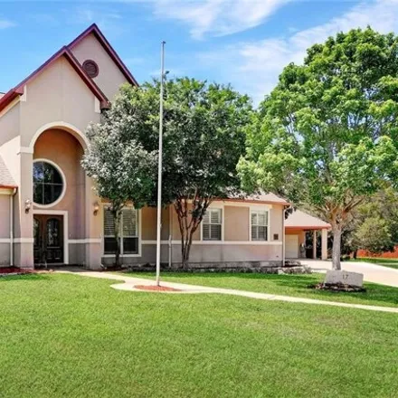 Buy this 5 bed house on 99 Horseshoe Court in Comal County, TX 78132