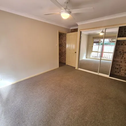 Image 5 - Carisbrooke Close, Bomaderry NSW 2541, Australia - Apartment for rent