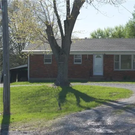 Buy this 3 bed house on 34 Country Lane in Waterloo, IL 62298