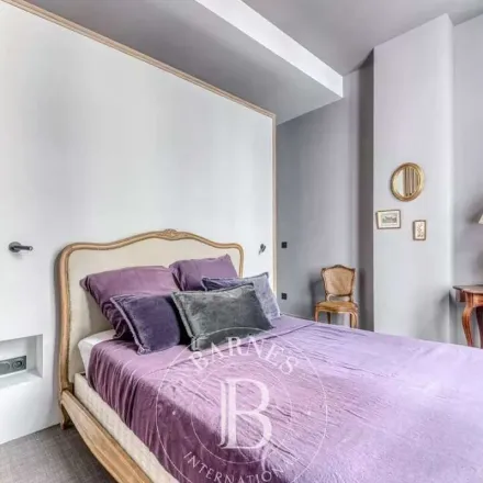 Image 5 - Place Bellecour, 69002 Lyon, France - Apartment for rent