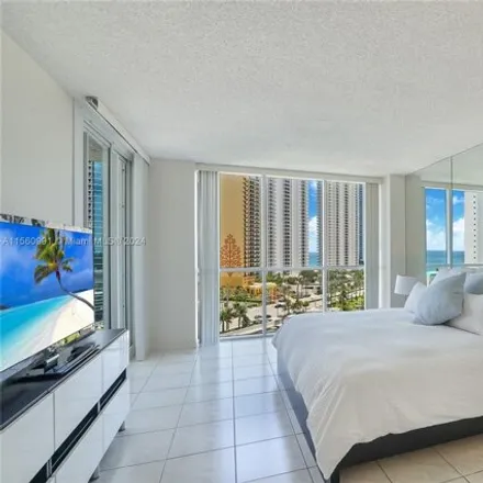 Image 7 - Oceania Island 4, 16400 Collins Avenue, Sunny Isles Beach, FL 33160, USA - Condo for rent