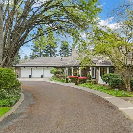 Buy this 5 bed house on 21797 Southwest Oak Hill Lane in Tualatin, OR 97062