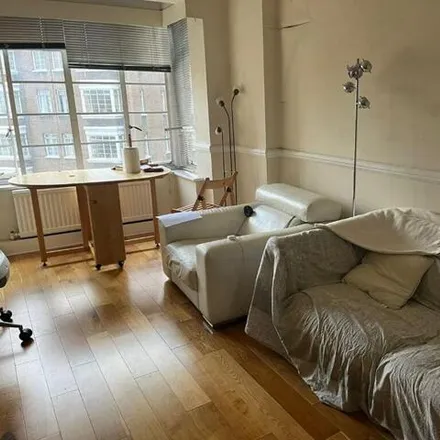 Image 2 - Rossmore Court, London, London, Nw1 - Apartment for rent