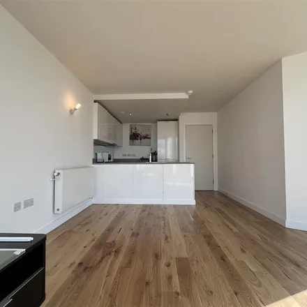 Rent this 3 bed apartment on Navigation Building in Station Approach, London