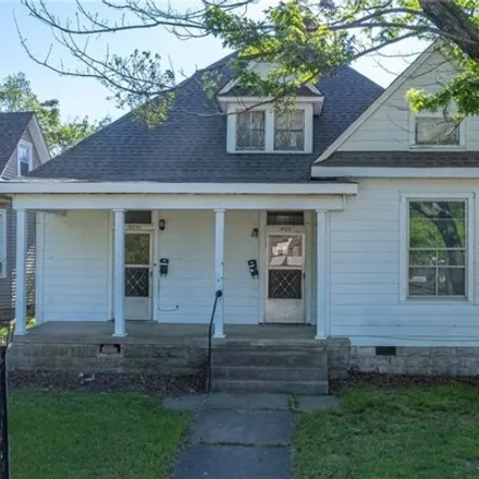 Buy this 2 bed house on 1719 South J Street in Fort Smith, AR 72901