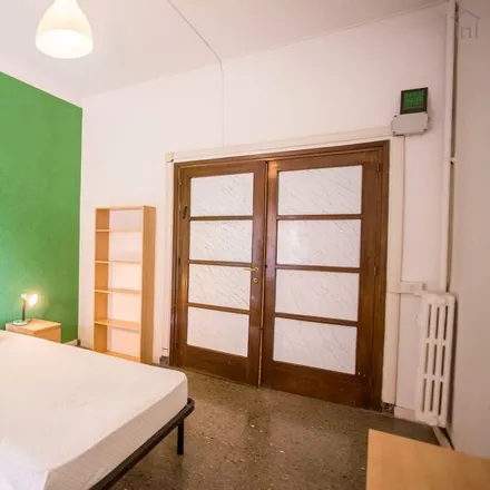 Image 2 - Via Oreste Tommasini - Room for rent