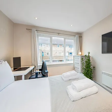 Rent this 2 bed apartment on London in N1 6NT, United Kingdom