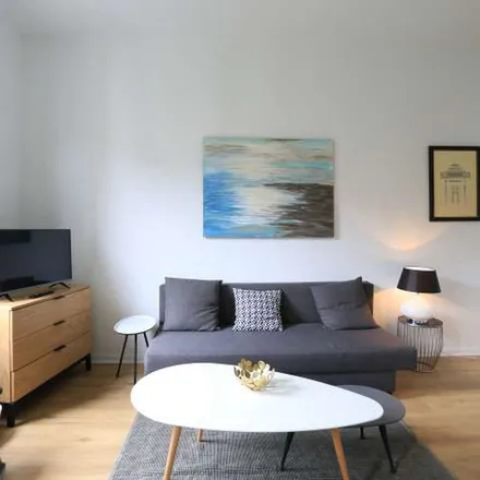 Rent this 1 bed apartment on Rue Souveraine - Opperstraat 94 in 1050 Ixelles - Elsene, Belgium