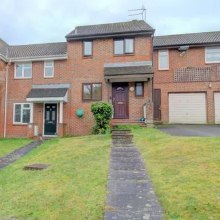 Buy this 2 bed townhouse on Old Stone Cottage Farm in Detling Road, Broadfield