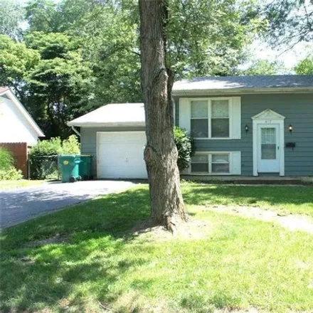 Rent this 4 bed house on 599 West Madison Street in Petersburg, O'Fallon