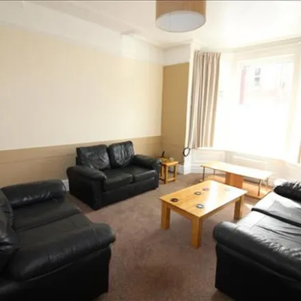 Image 2 - 24 Harborough Road, Bedford Place, Southampton, SO15 2FZ, United Kingdom - Apartment for rent