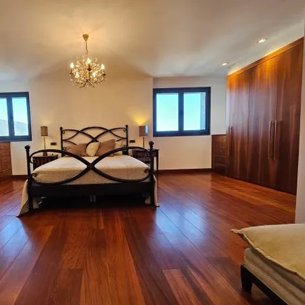 Rent this 4 bed apartment on Edificio La Jirafa in Plaza del Progreso, 33003 Oviedo