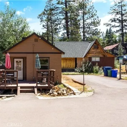 Image 4 - 828 Highland Road, Big Bear Lake, CA 92315, USA - House for sale