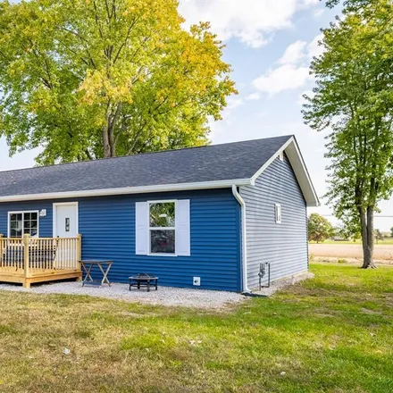 Buy this 3 bed house on 559 North Dellasburg Road in Bartholomew County, IN 47203