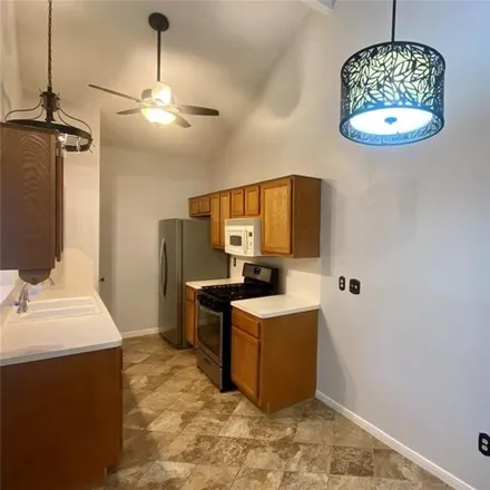 Image 8 - 6501 Brush Country Rd Apt 110, Austin, Texas, 78749 - Condo for rent