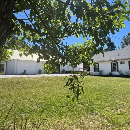 Buy this 3 bed house on 420 100 North in Hyde Park, Cache County