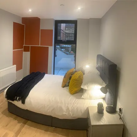 Rent this 3 bed apartment on Brookfield House in Mowlem Street, London