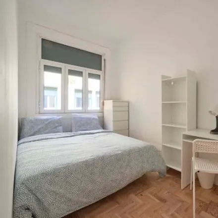 Rent this 4 bed room on Mercearia Lucinda in Rua Sampaio e Pina, 1070-051 Lisbon