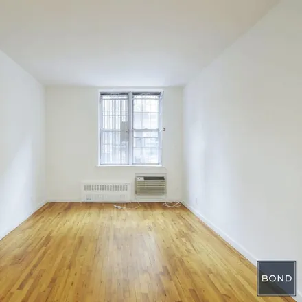Rent this studio apartment on 55 Perry Street in New York, NY 10014