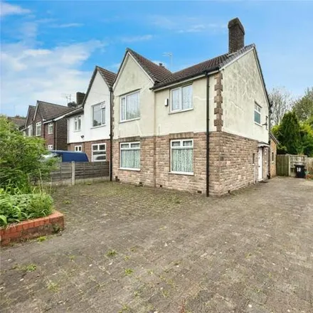 Buy this 3 bed duplex on Pontefract Close in Pendlebury, M27 4PT