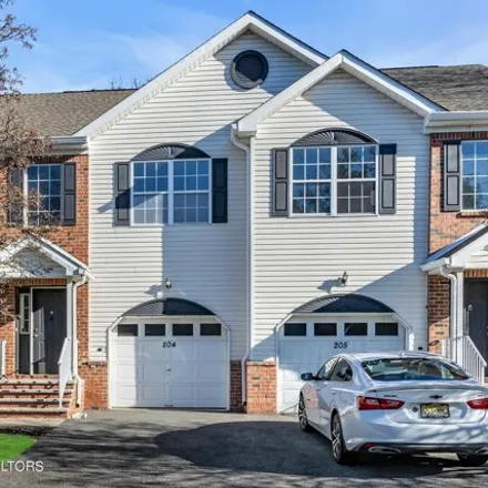 Image 3 - 84 Finch Court, Manalapan Township, NJ 07726, USA - Townhouse for rent