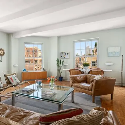 Buy this studio apartment on 1 5th Ave Apt 16d in New York, 10003