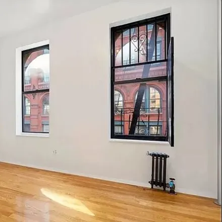 Rent this 3 bed apartment on 284 Mulberry Street in New York, NY 10012
