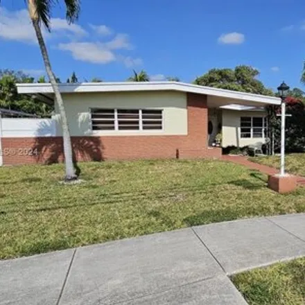 Image 3 - 19620 Northeast 22nd Avenue, North Miami Beach, FL 33180, USA - House for rent
