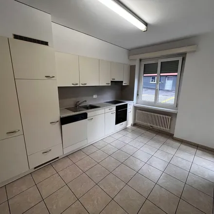 Image 5 - Vicolo Valscesa, 6517 Arbedo-Castione, Switzerland - Apartment for rent