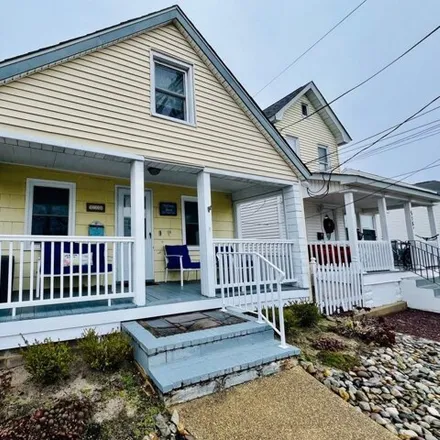 Rent this 3 bed house on 596 18th Avenue in Lake Como, Monmouth County