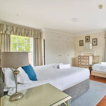 Rent this 9 bed house on Saffron Walden in CB11 4JB, United Kingdom