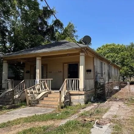 Buy this 2 bed house on 2114 Mandeville Street in New Orleans, LA 70117