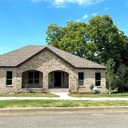 Buy this 5 bed house on Keystone Avenue in Sallisaw, OK 74955