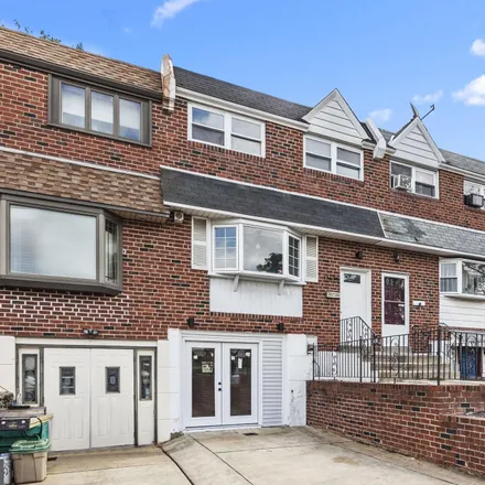 Rent this 3 bed townhouse on 12675 Biscayne Drive in Philadelphia, PA 19154