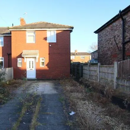 Buy this 3 bed townhouse on Hazel Avenue in Wigan, WN6 8QS