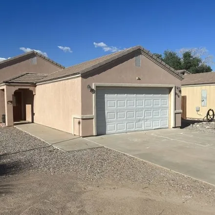 Buy this 3 bed house on 1001 Alamo Avenue in Mohave County, AZ 86432