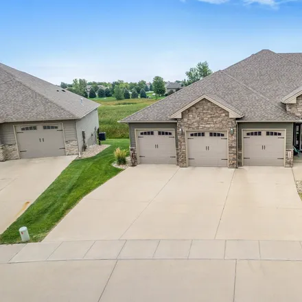 Image 1 - 7400 South Grand Arbor Court, Sioux Falls, SD 57108, USA - Townhouse for sale