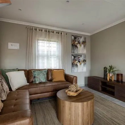 Rent this 3 bed apartment on Giant Eagle Owl Street in Elandspoort, Pretoria