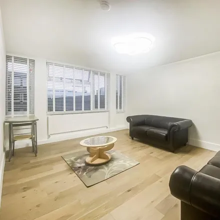 Image 2 - Currys, Grafton Way, London, WC1E 6DX, United Kingdom - Apartment for rent