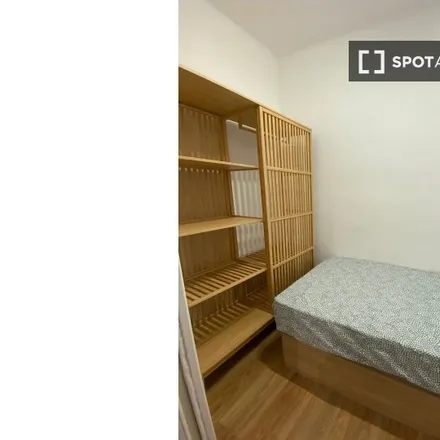 Image 2 - Carrer d'Amadeu Vives, 08906 l'Hospitalet de Llobregat, Spain - Room for rent