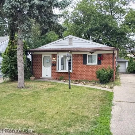 Image 1 - 5712 North Silvery Lane, Dearborn Heights, MI 48127, USA - House for rent