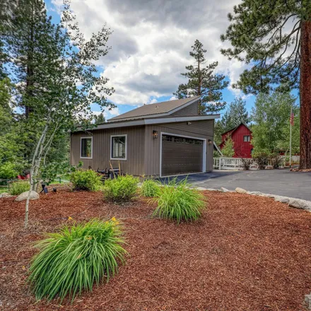 Image 2 - 10568 Palisades Drive, Truckee, CA 96160, USA - House for sale