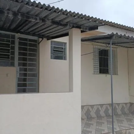 Buy this 2 bed house on Rua Suiça in Umuarama, Osasco - SP