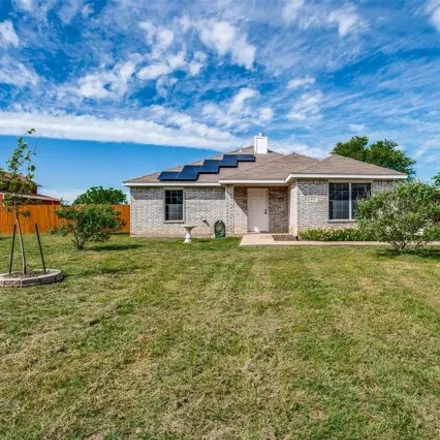 Buy this 3 bed house on 900 Hillside Drive in Justin, Denton County